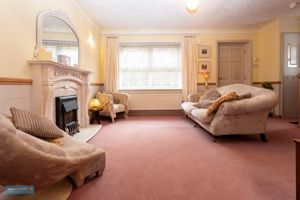 Sitting Room- click for photo gallery